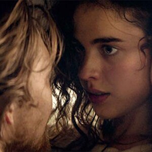 Stars-at-Noon-Paixao-Misteriosa-2022-1-768x320 (002)